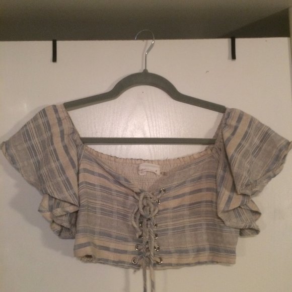 Mustard Seed lace-up, off the shoulder crop top - Picture 3 of 3